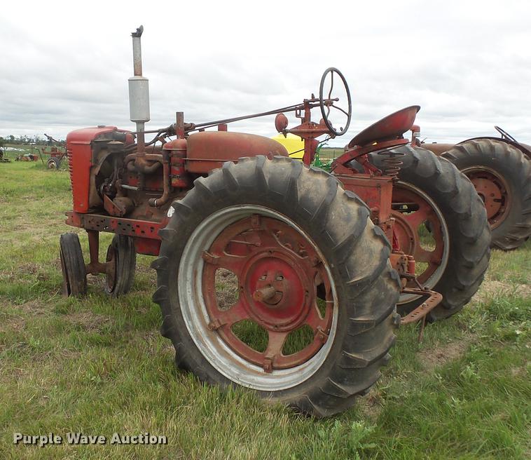 image for item EV9052 Farmall Super M-TA tractor