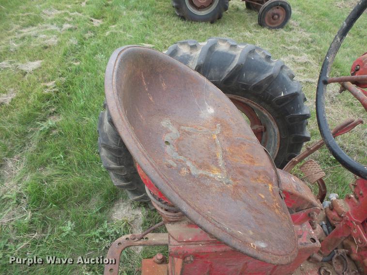 image for item EV9052 Farmall Super M-TA tractor