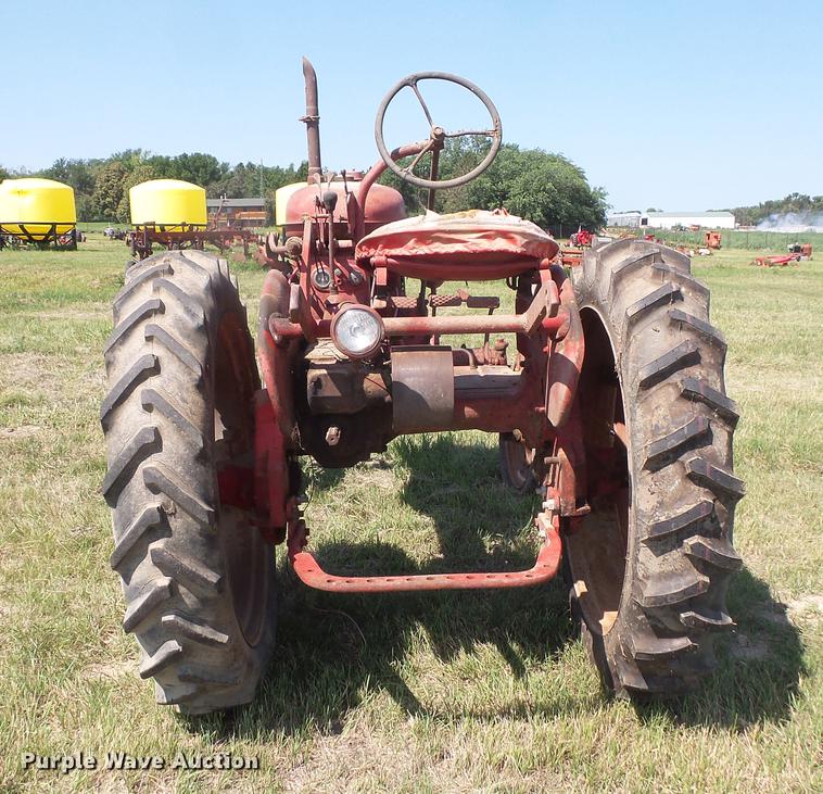 image for item EV9055 Farmall tractor