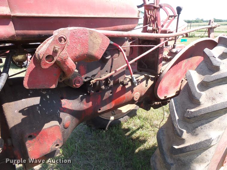 image for item EV9055 Farmall tractor