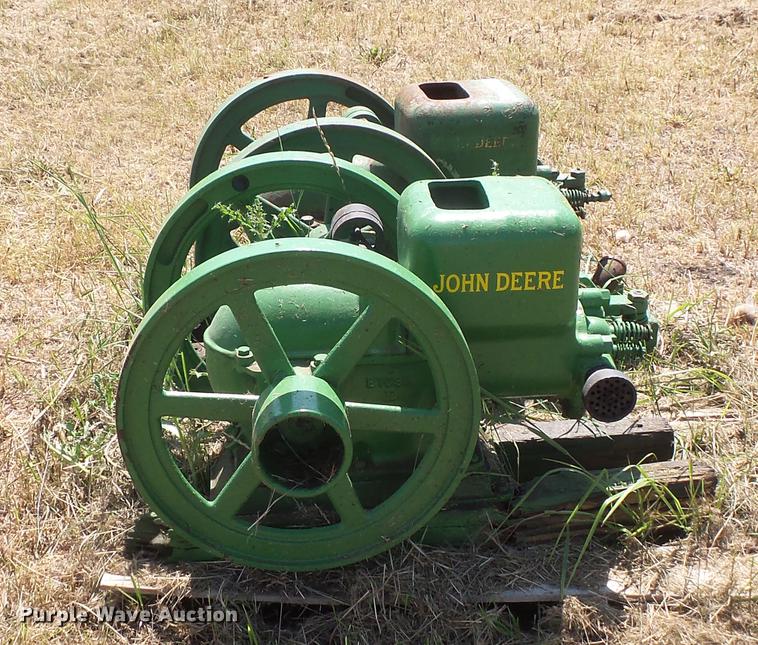 image for item EV9068 (2) John Deere hit and miss engines