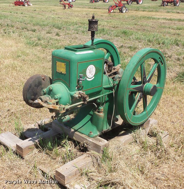 image for item EV9070 Root & Vandervoort hit and miss engine