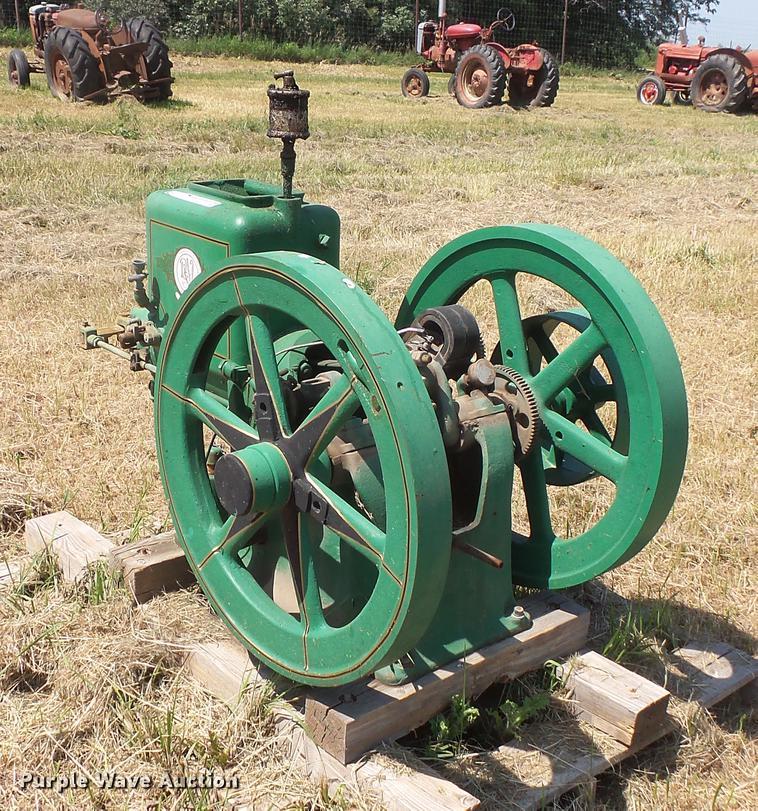 image for item EV9070 Root & Vandervoort hit and miss engine