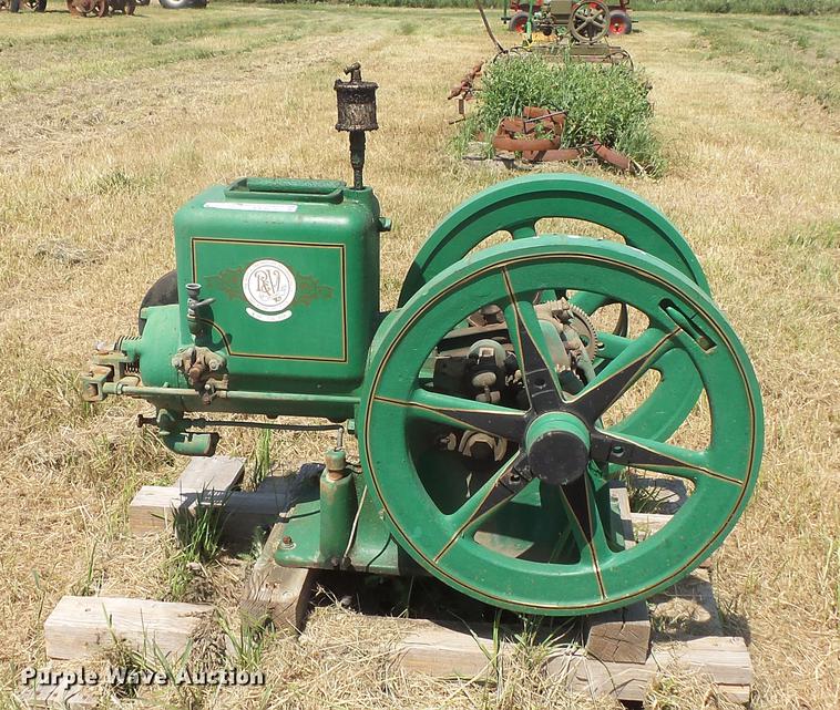 image for item EV9070 Root & Vandervoort hit and miss engine