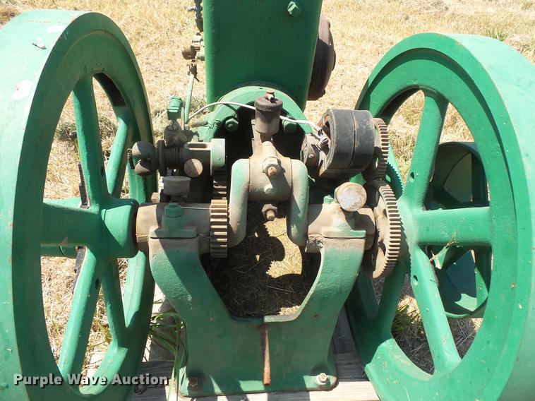 image for item EV9070 Root & Vandervoort hit and miss engine