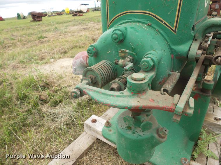 image for item EV9107 Root & Vandervoort hit and miss engine