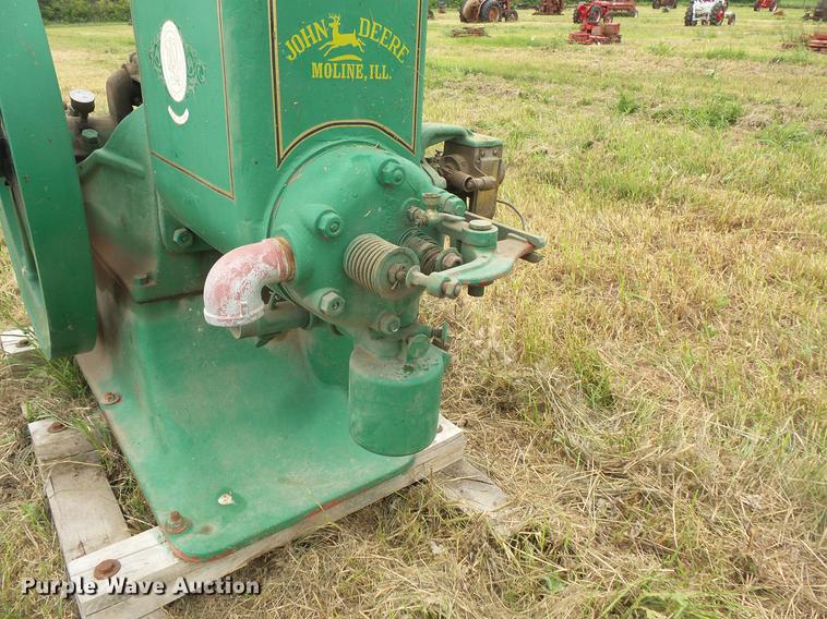 image for item EV9107 Root & Vandervoort hit and miss engine