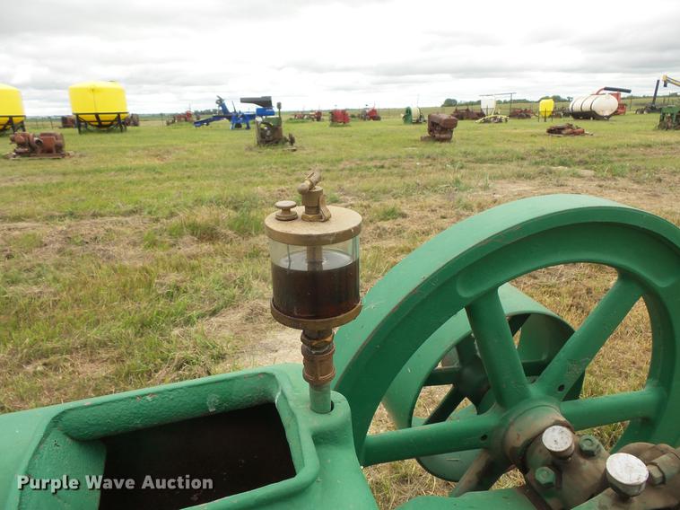 image for item EV9107 Root & Vandervoort hit and miss engine