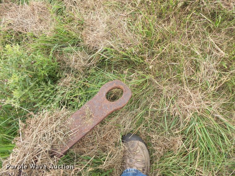 image for item EV9145 International 70 five bottom plow