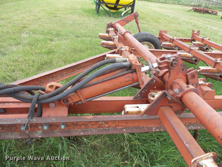 image for item EV9147 International 45 Vibra-Shank spring tooth harrow