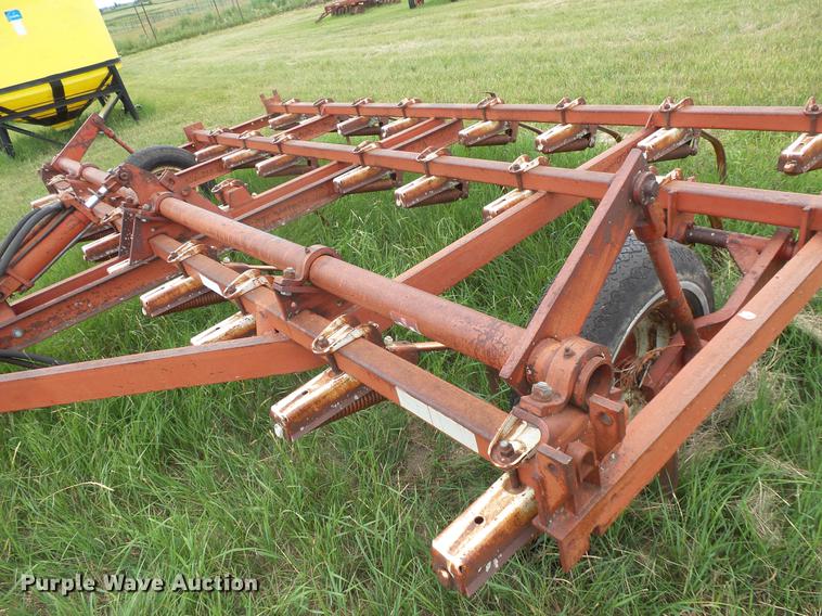 image for item EV9147 International 45 Vibra-Shank spring tooth harrow