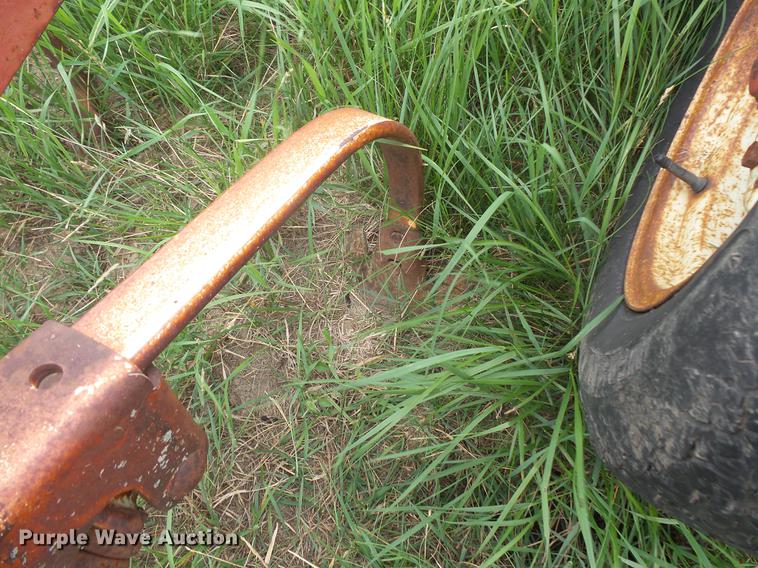 image for item EV9147 International 45 Vibra-Shank spring tooth harrow