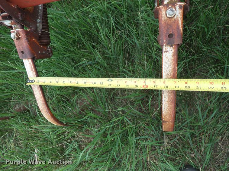 image for item EV9147 International 45 Vibra-Shank spring tooth harrow