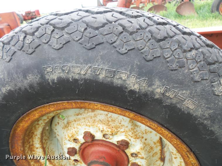 image for item EV9147 International 45 Vibra-Shank spring tooth harrow