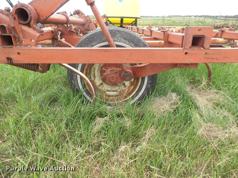 image for item EV9147 International 45 Vibra-Shank spring tooth harrow