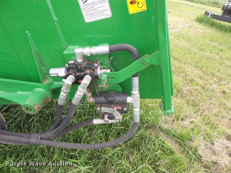 image for item EV9149 Wallenstein BX62 wood chipper