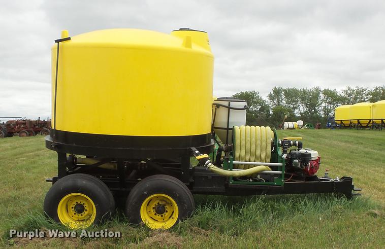 image for item EV9150 F/S Mfg. fertilizer tank caddie