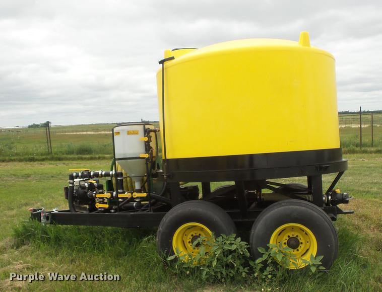 image for item EV9150 F/S Mfg. fertilizer tank caddie