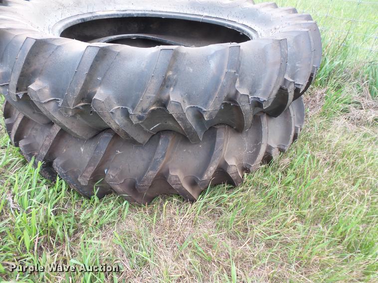 image for item EV9158 (2) Firestone 14.9-38 tires