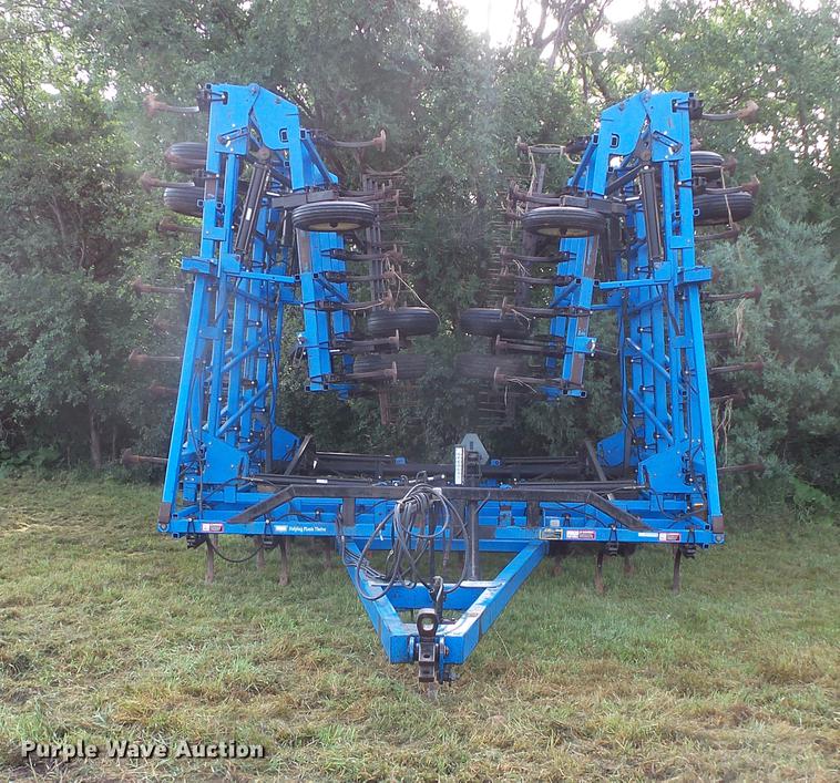 image for item EV9186 DMI Tigermate II field cultivator