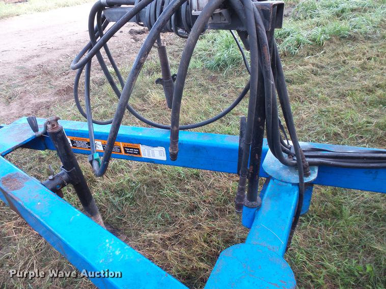image for item EV9186 DMI Tigermate II field cultivator