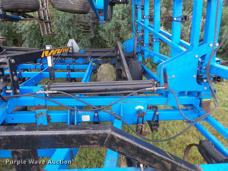 image for item EV9186 DMI Tigermate II field cultivator