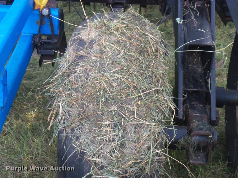 image for item EV9186 DMI Tigermate II field cultivator