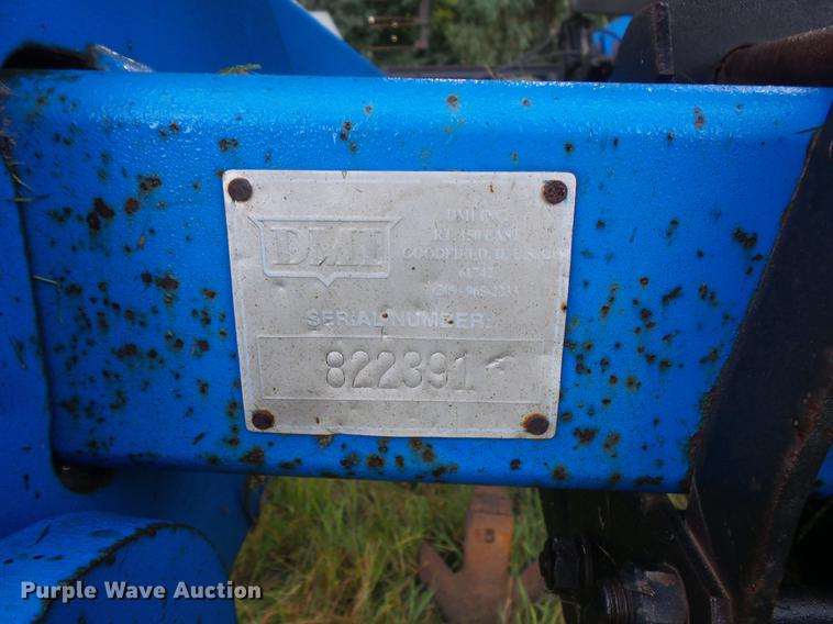 image for item EV9186 DMI Tigermate II field cultivator