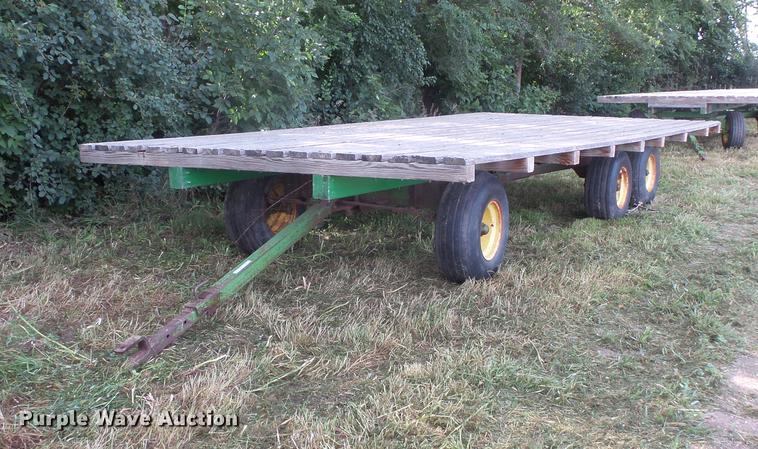 image for item EV9189 Hay wagon