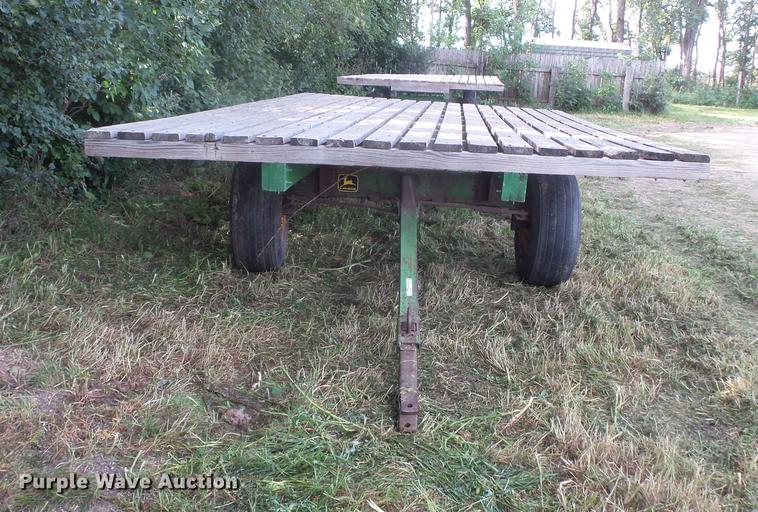 image for item EV9189 Hay wagon