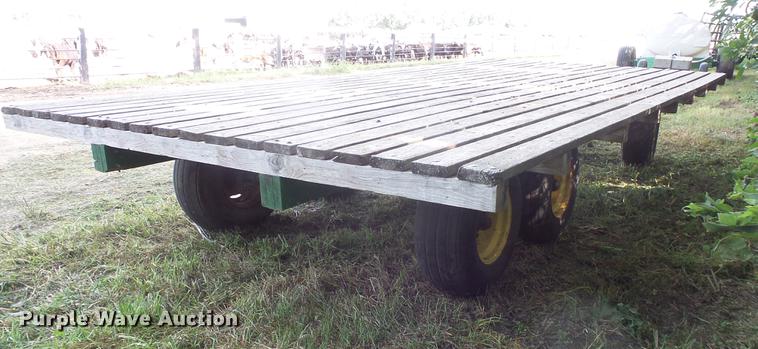 image for item EV9189 Hay wagon