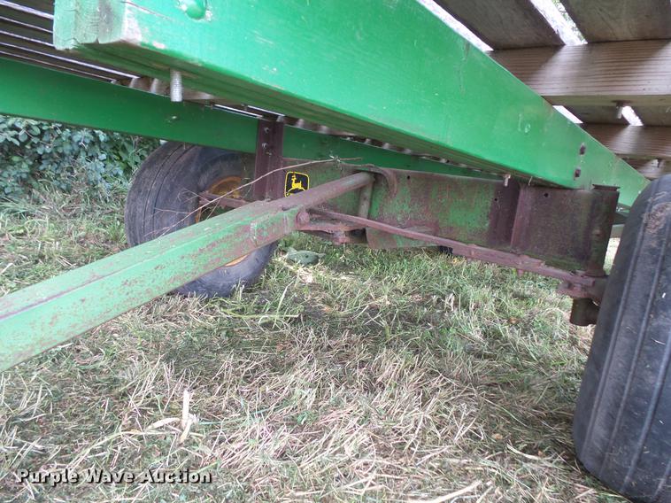 image for item EV9189 Hay wagon