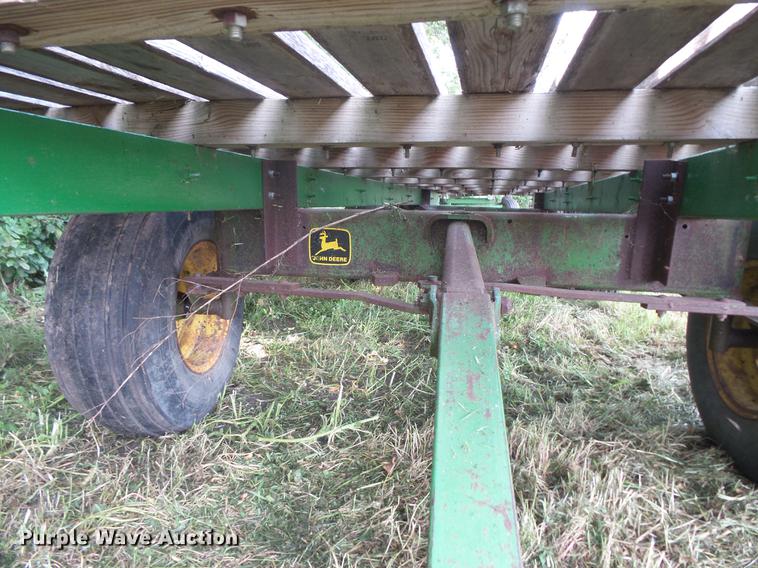 image for item EV9189 Hay wagon
