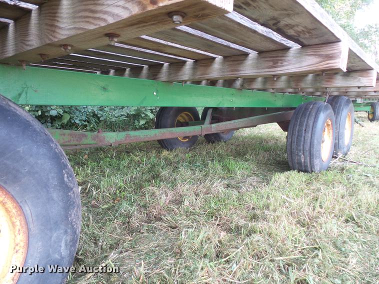 image for item EV9189 Hay wagon
