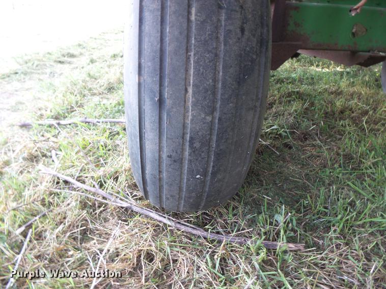 image for item EV9189 Hay wagon