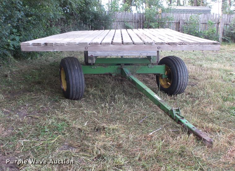 image for item EV9190 Hay wagon