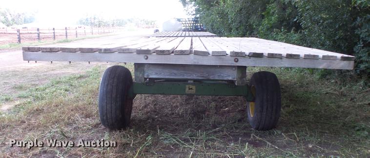 image for item EV9190 Hay wagon