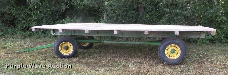 image for item EV9190 Hay wagon