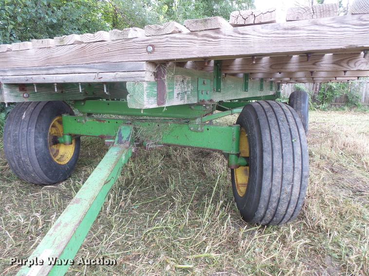 image for item EV9190 Hay wagon