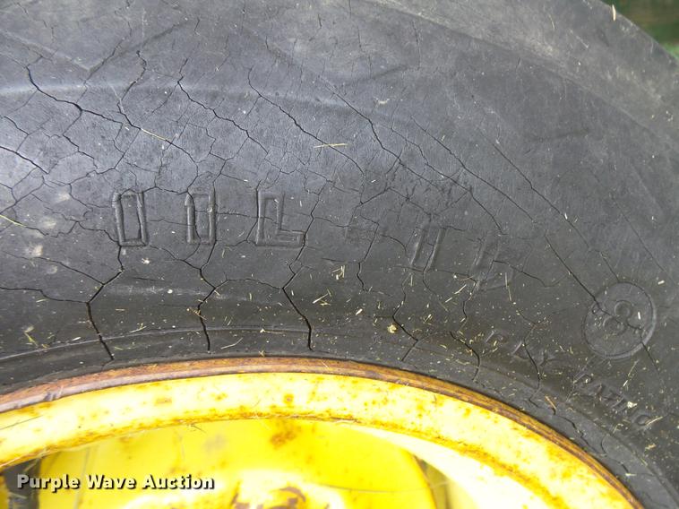 image for item EV9190 Hay wagon