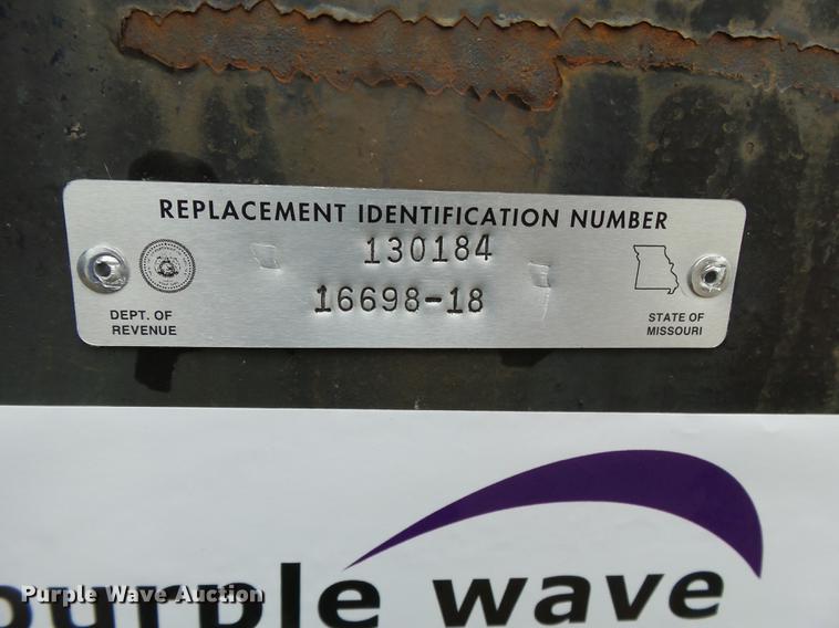 image for item DB7061 1977 Dorsey flatbed trailer