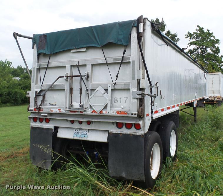 image for item DB7062 2005 East Gennis end dump trailer