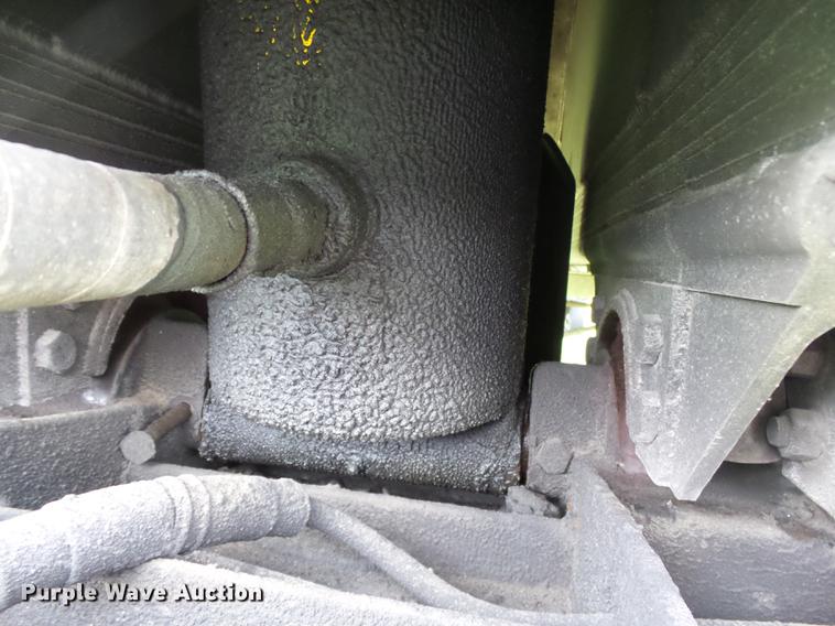 image for item DB7062 2005 East Gennis end dump trailer