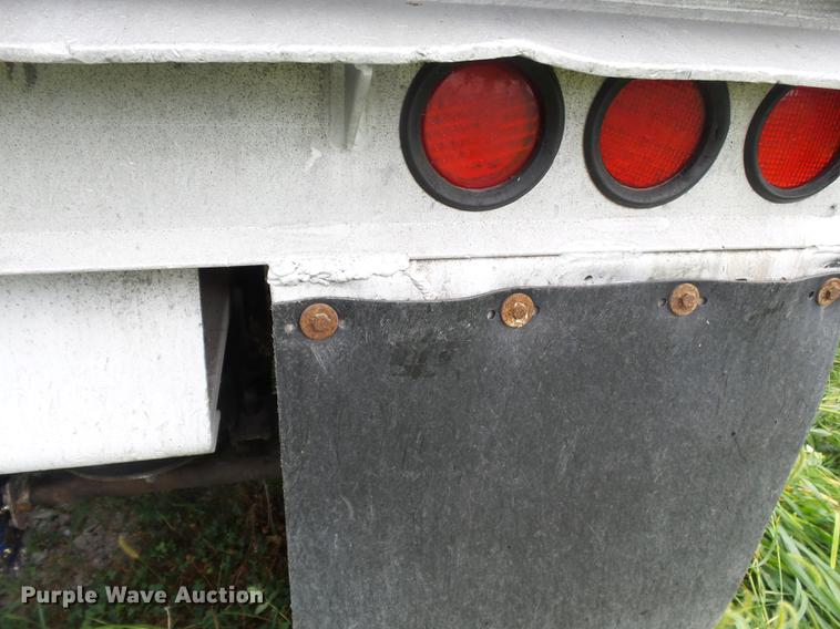 image for item DB7062 2005 East Gennis end dump trailer