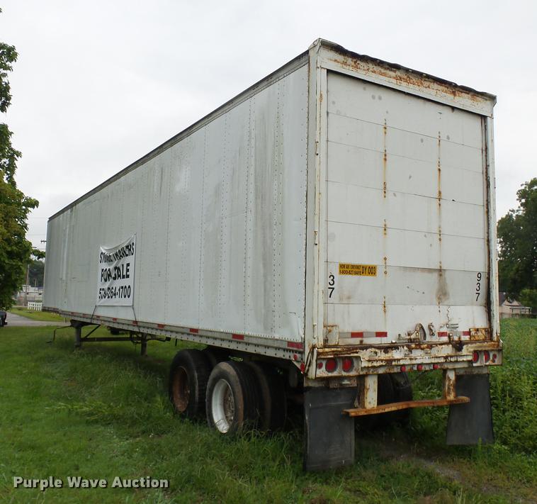 image for item DB7063 1983 Stoughton dry van trailer