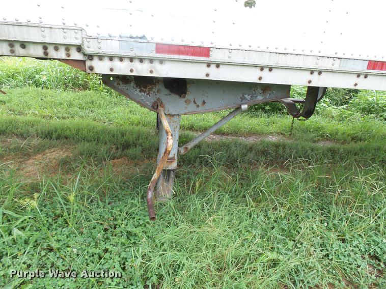 image for item DB7063 1983 Stoughton dry van trailer