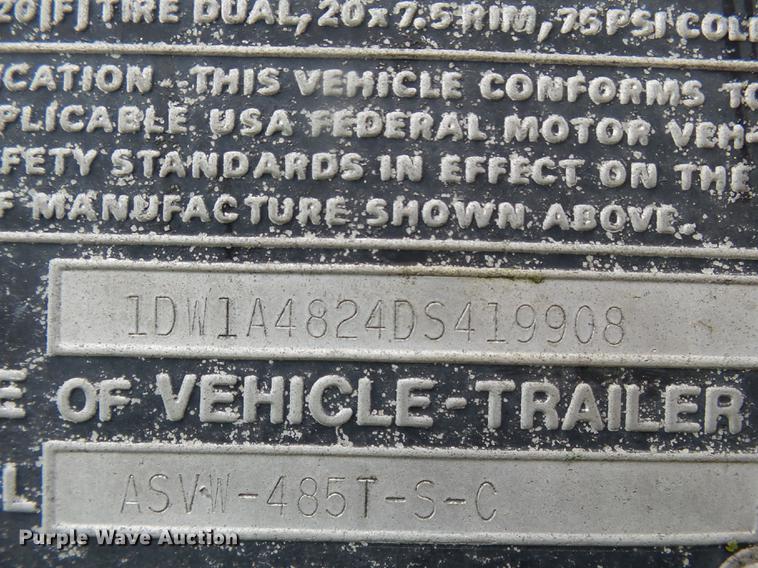 image for item DB7063 1983 Stoughton dry van trailer