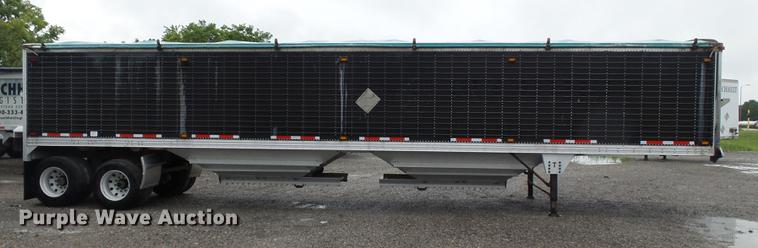 image for item DB7064 2008 Timpte double hopper grain trailer