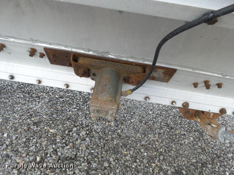 image for item DB7064 2008 Timpte double hopper grain trailer