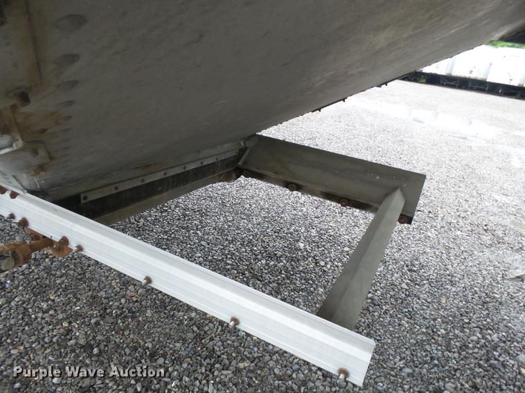 image for item DB7064 2008 Timpte double hopper grain trailer